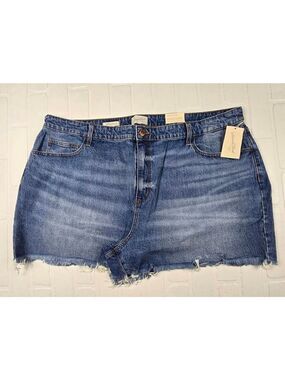 Universal Thread Highest Rise Shorties Cutoff Size 26